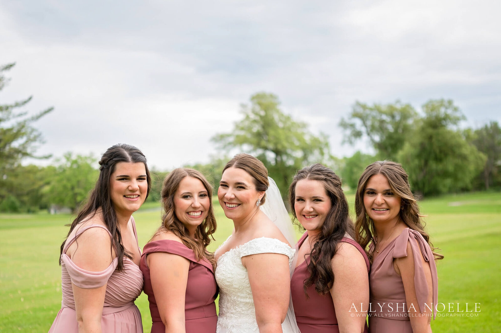 Wedding-at-River-Club-of-Mequon-196