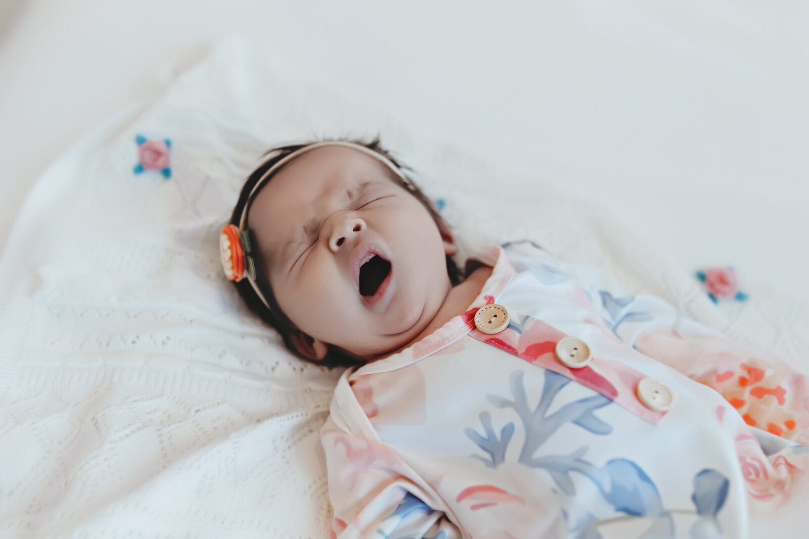 newborn-photography-nightingale-and-willow-photography-loft-18-studio-fortville (47 of 184)