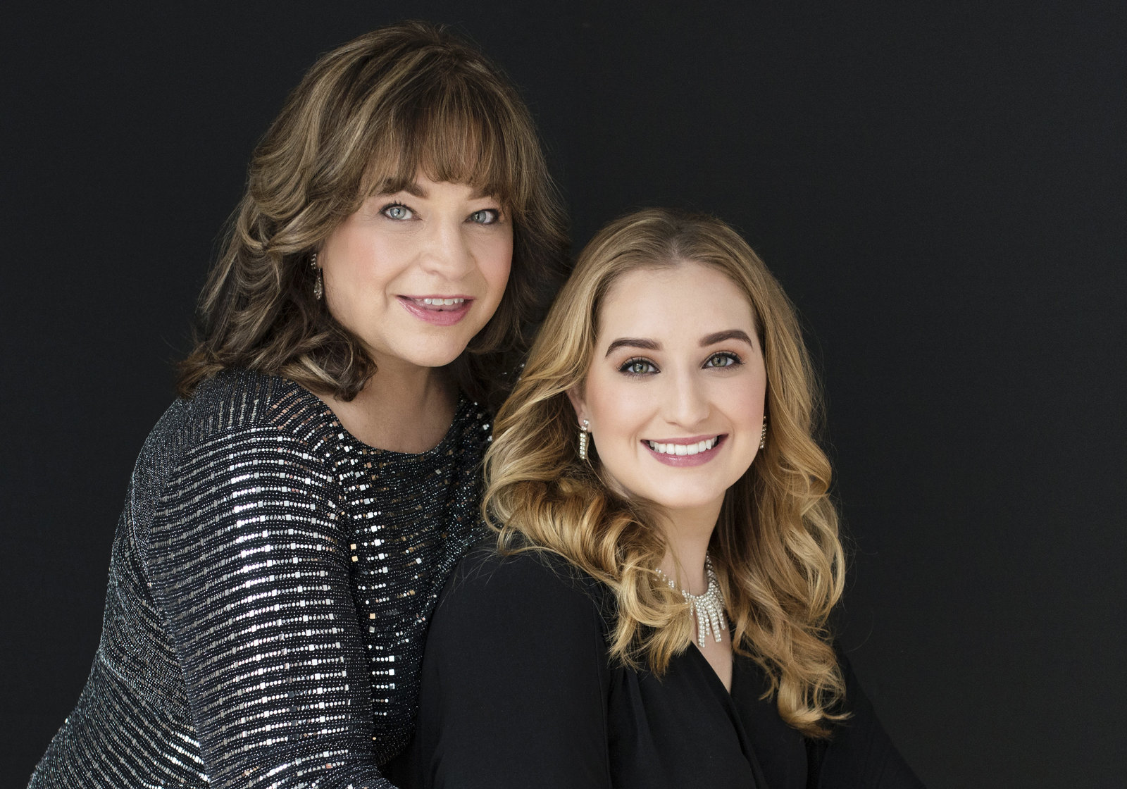 realtor team mother and daughter - Burlington - Oakville bond between  mother and  daughter