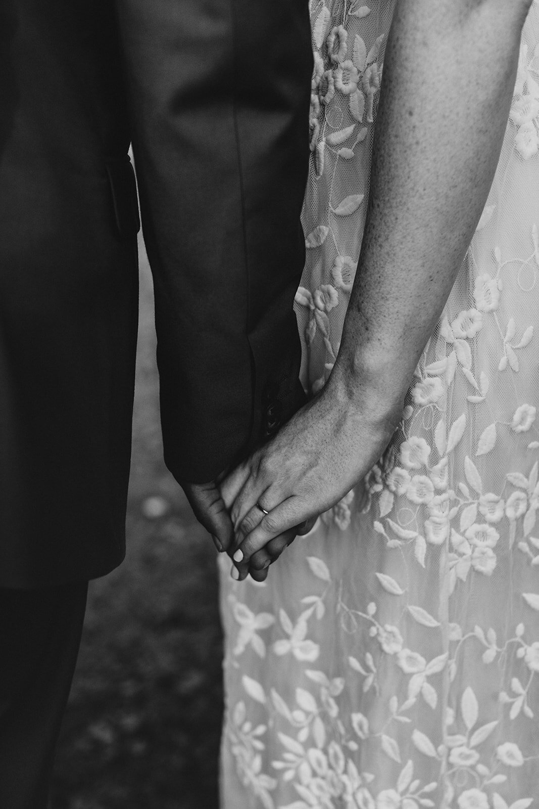 266_Jennifer_Ryan_Micro_Wedding_7.25.20-936