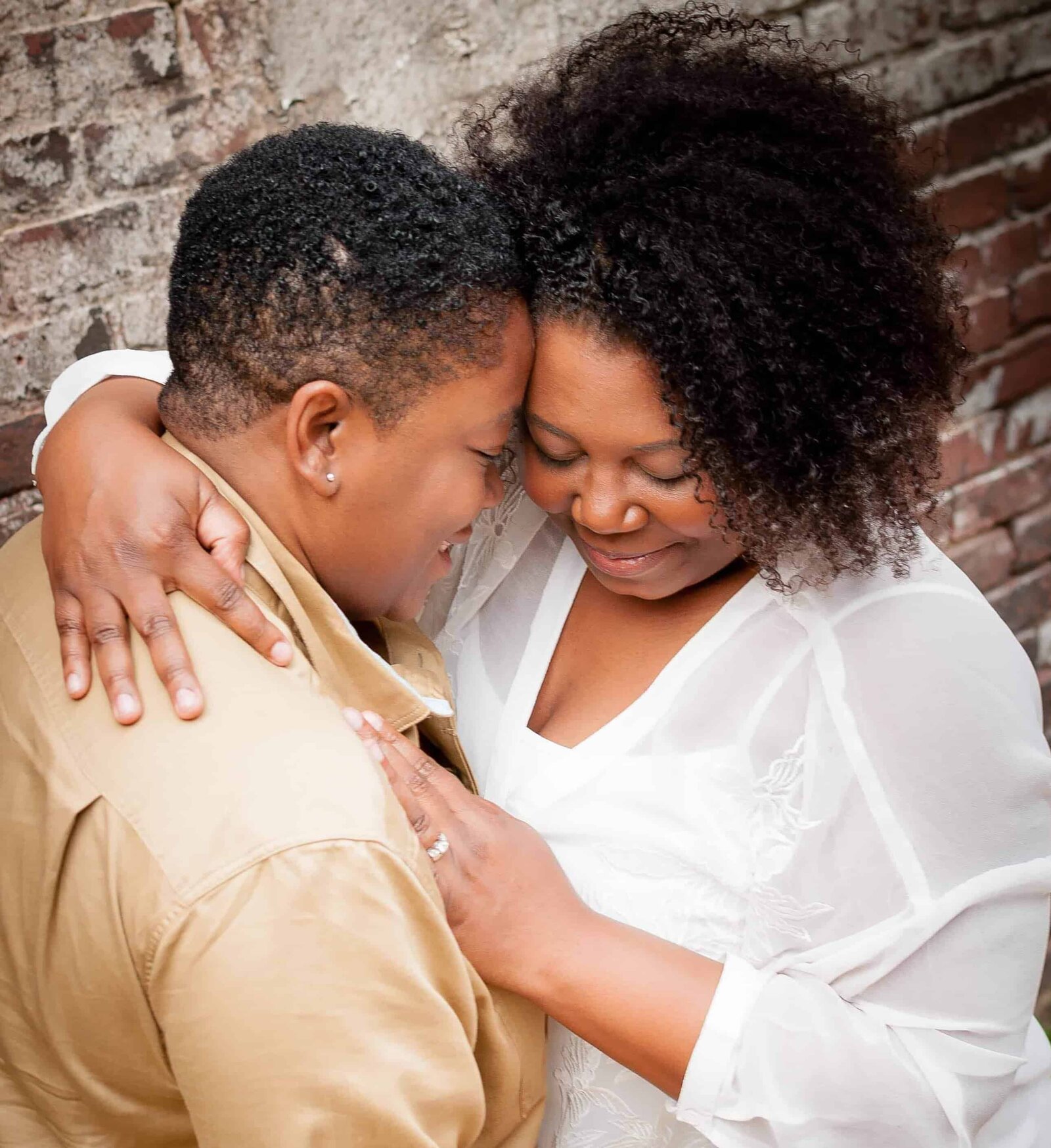 destination-engagement-elopement-photographer-BIPOC-LGBTQ-friendly-Soul-and-Sky-Weddings-4-1