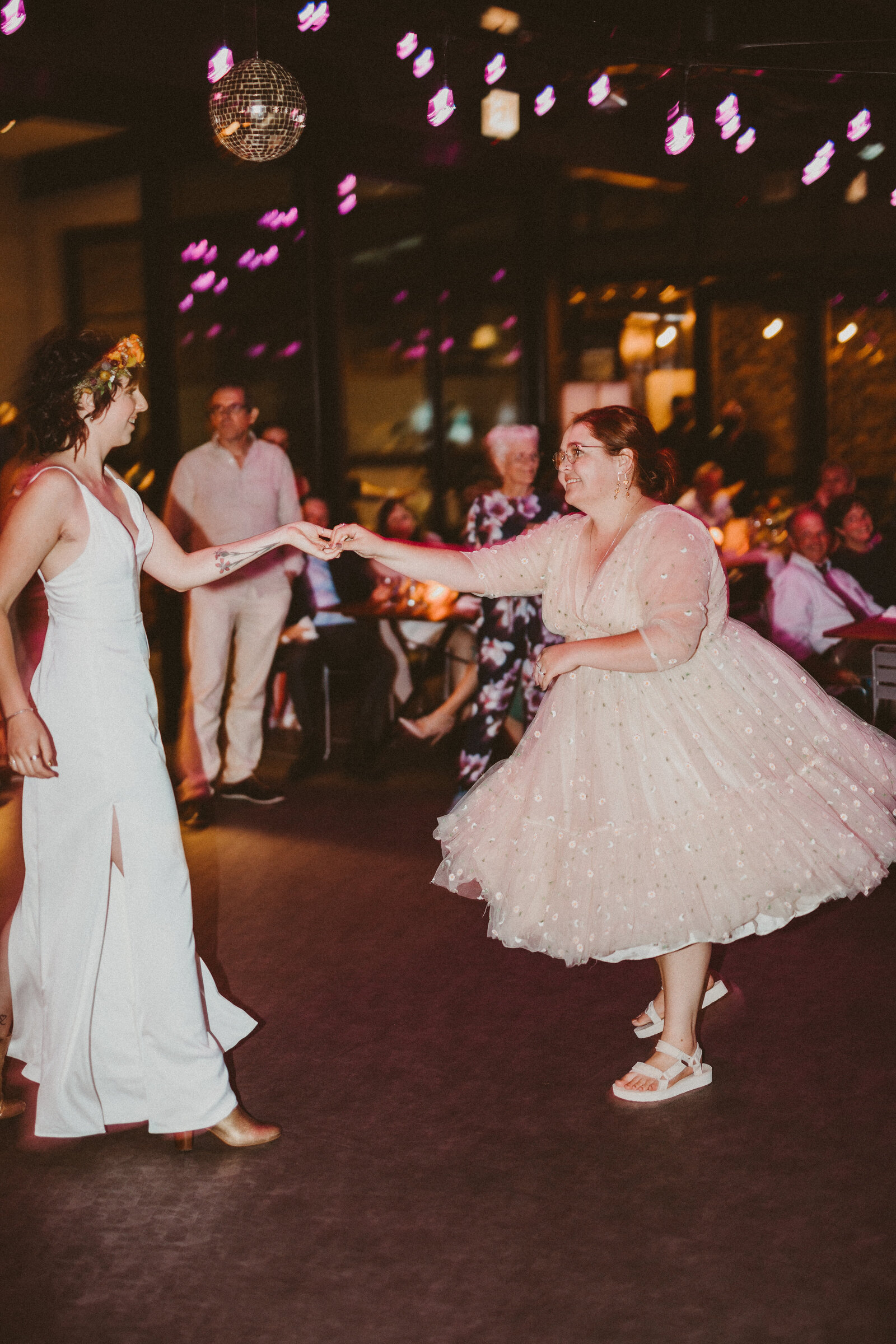 morgans-on-fulton-wedding-gay-queer-photographer-wedding-chicago-93