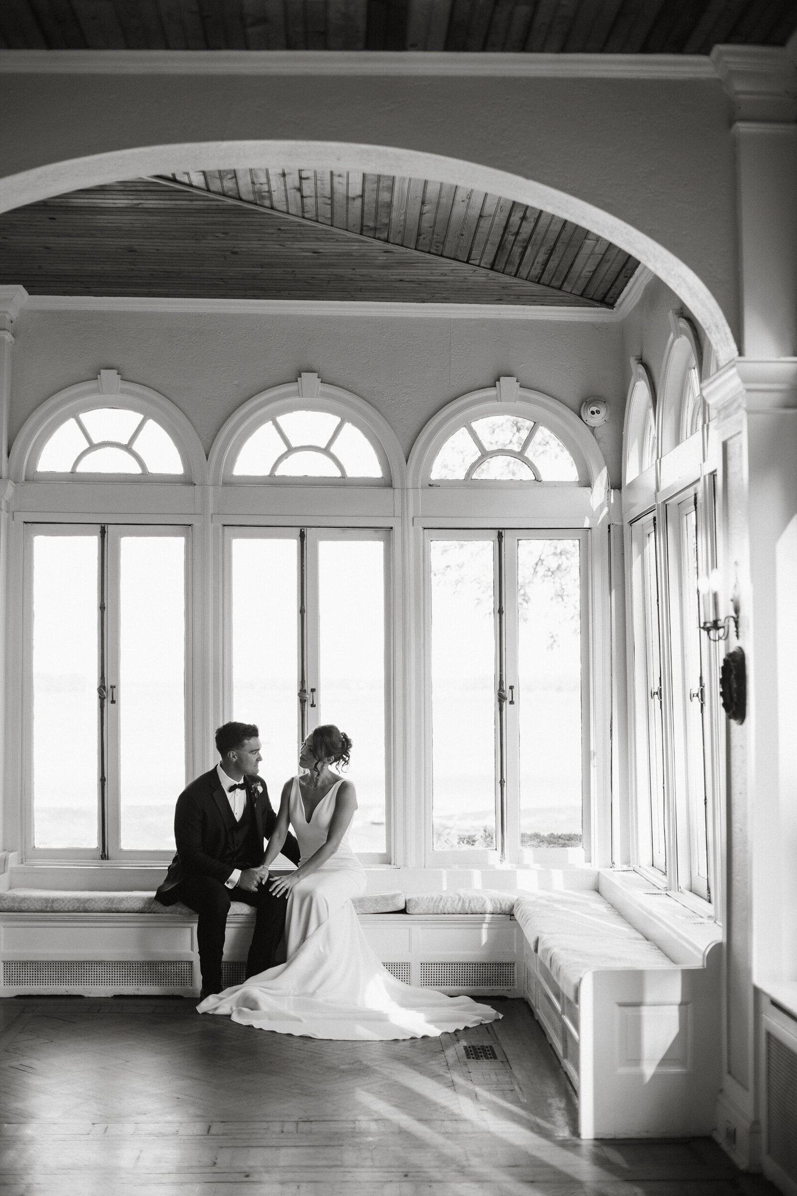 glen foerd wedding portraits inside porch
