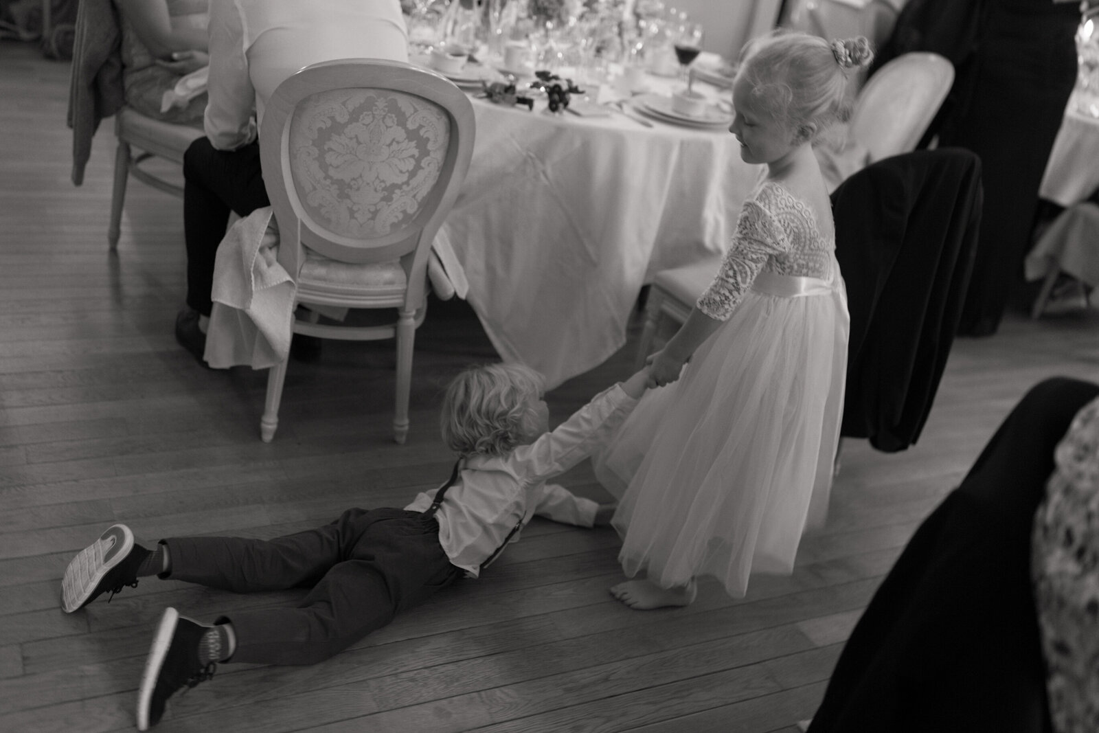 Film-Wedding-Photographer-Zara-Staples-Weddings427