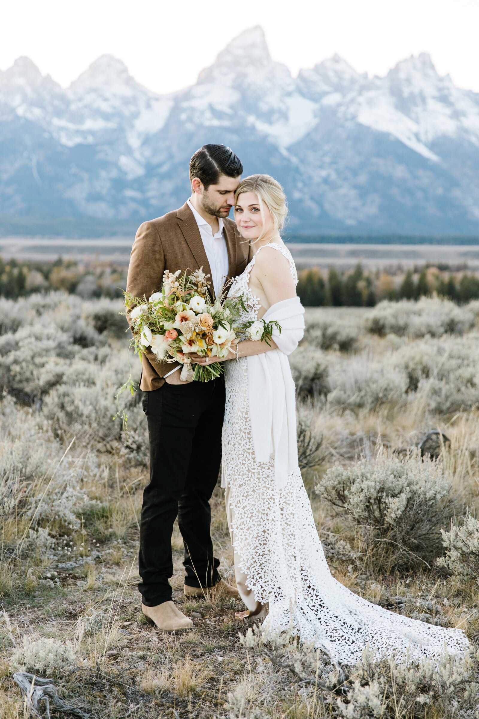 groom and bride in jackson hole