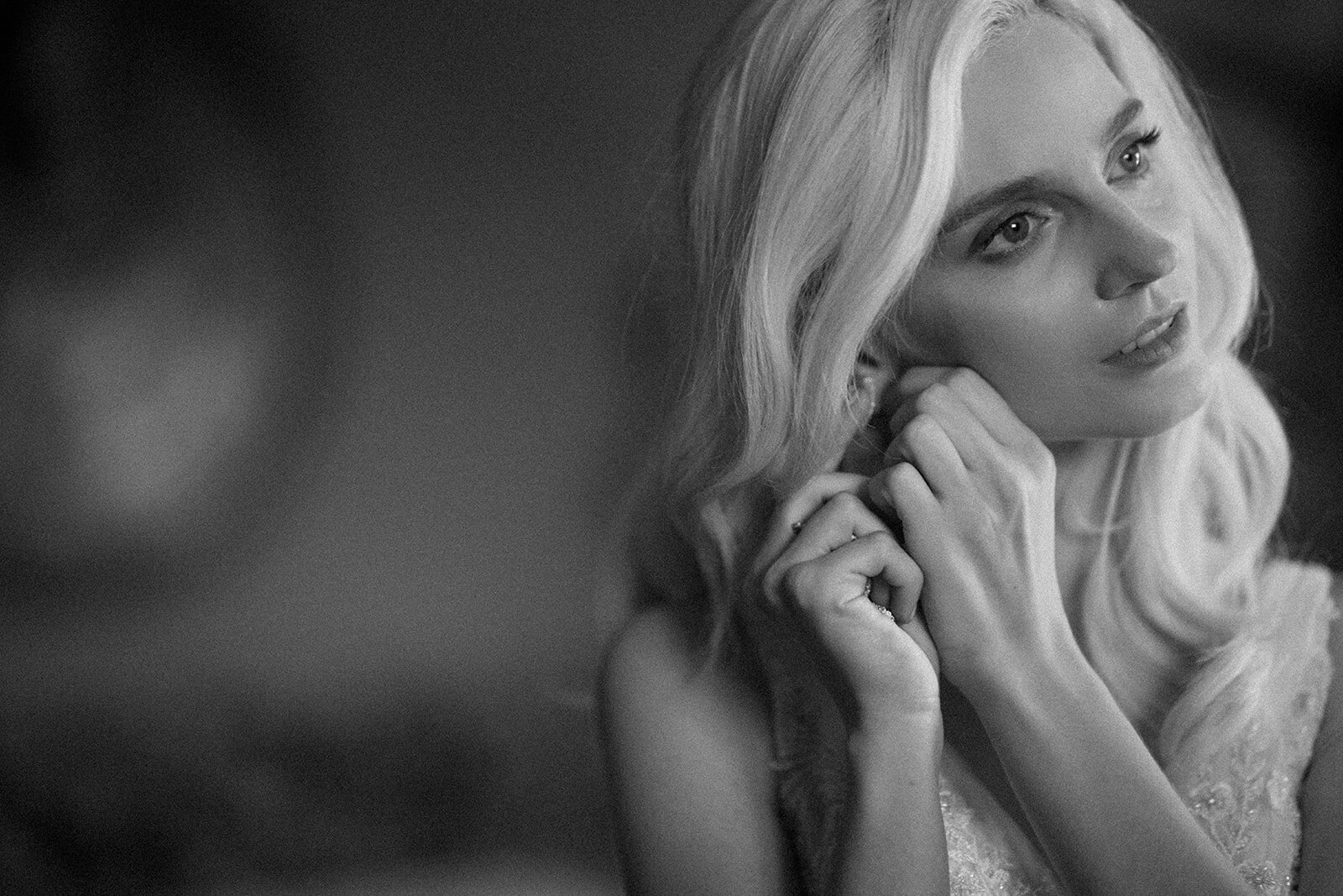 087_lake-como-wedding_jasmin-schuler-wedding-photographer-san-Francisco_getting-ready-bride_bodour-bride-spicy-wedding-photos_COM04797_websize