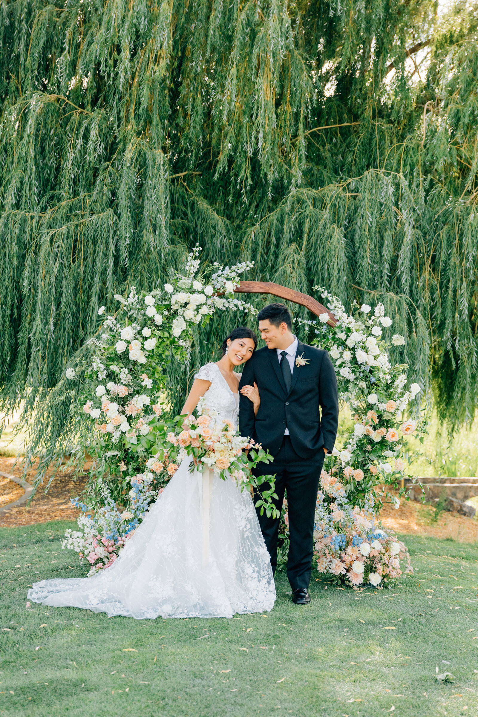 Bright and Timeless Wedding Images