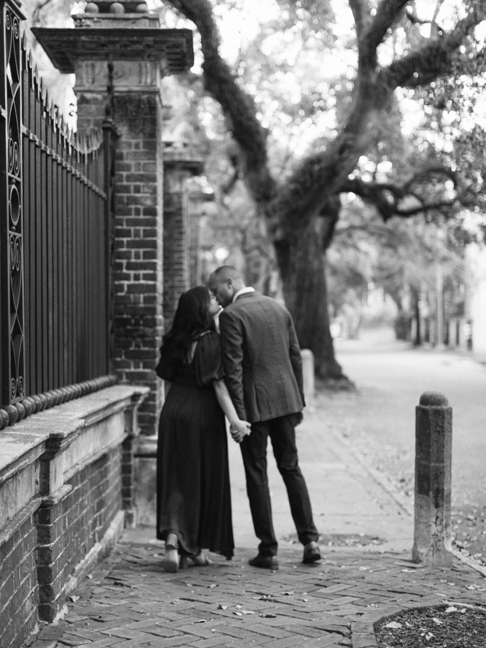 529-torianna-brooke-portraiture-fall-charleston-engagement-session-maddie-adran