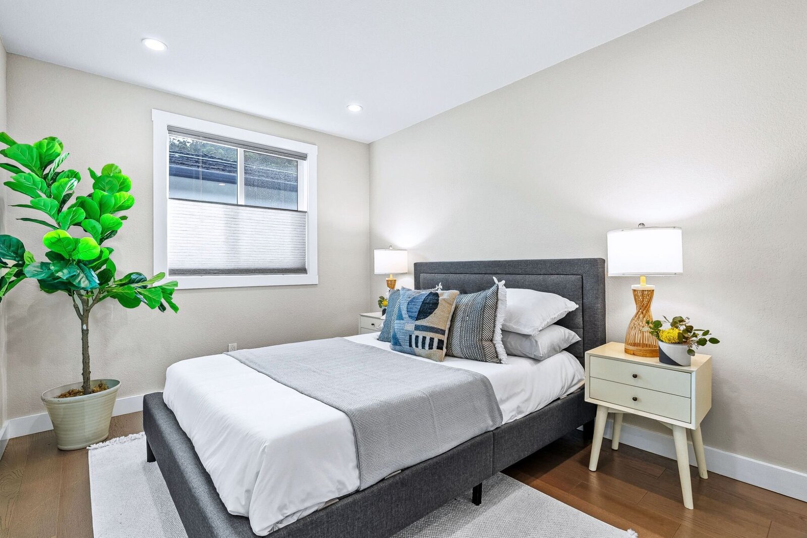 mls19_michael-jimenez-pacifica-real-estate-agent-homes-for-sale-bay-area-fresh-flowers