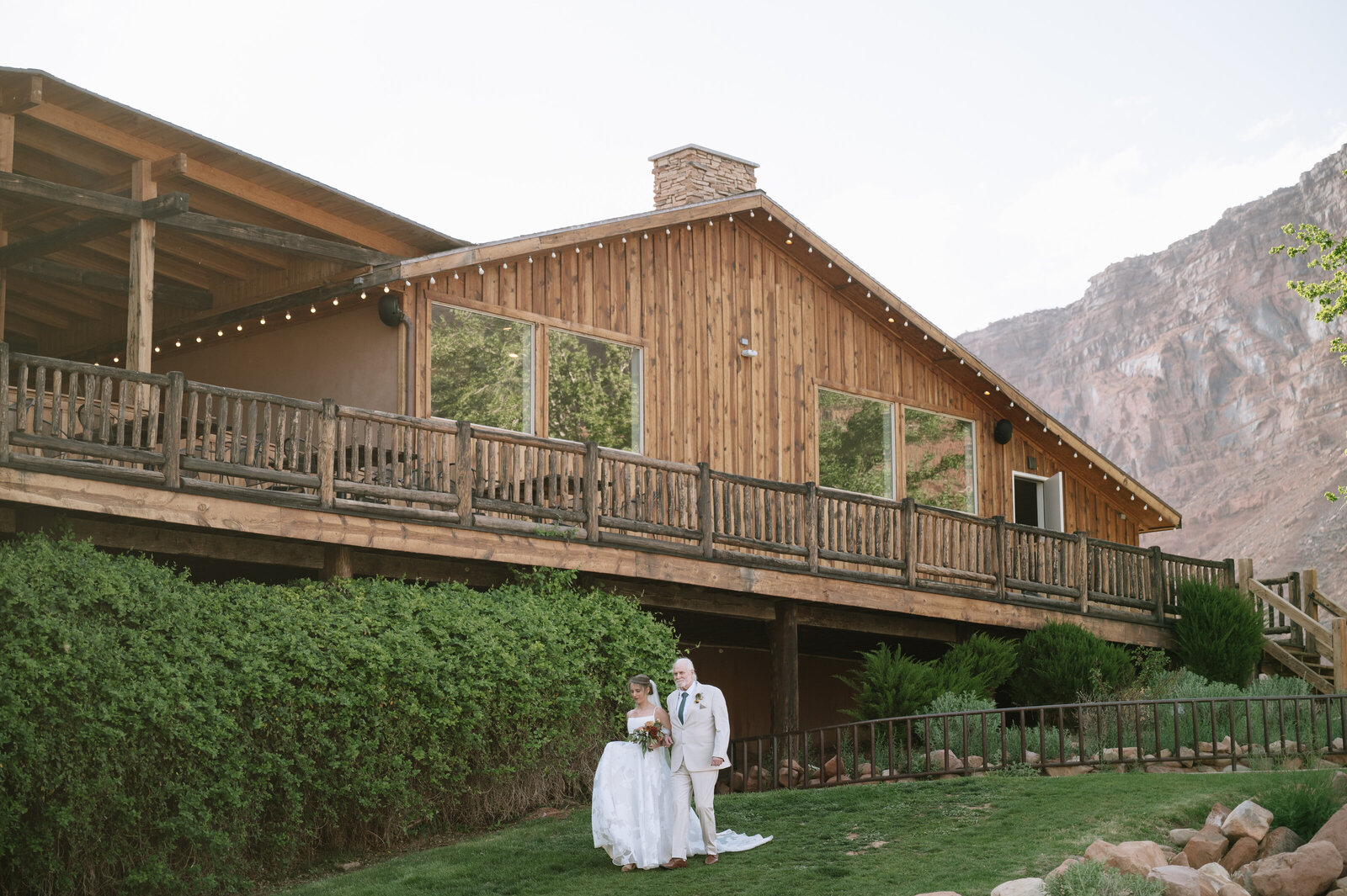 PIPER & MAX WEDDING PREVIEWS-092