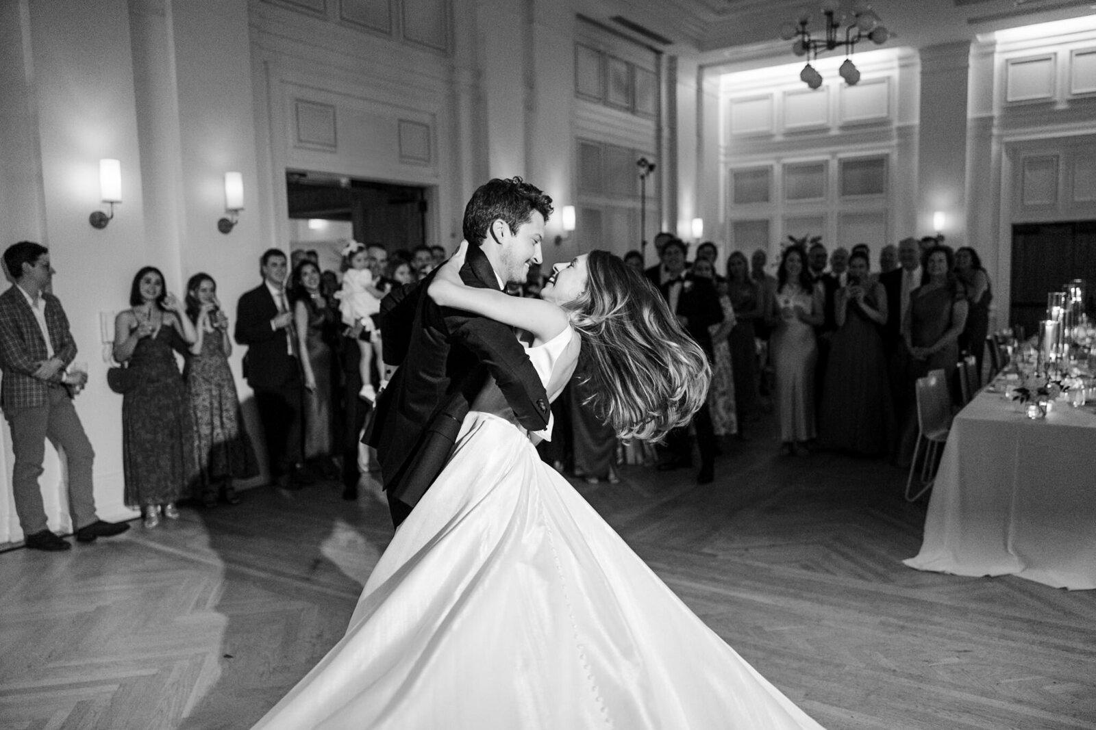 v-reed-summer-noelle-wedding-photography-34