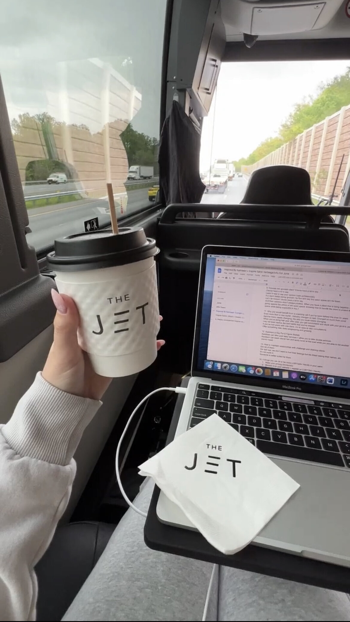 the jet coach, the jet bus, nyc to dc travel, dc to nyc bus, nyc bloggers, dc bloggers, travel content creation