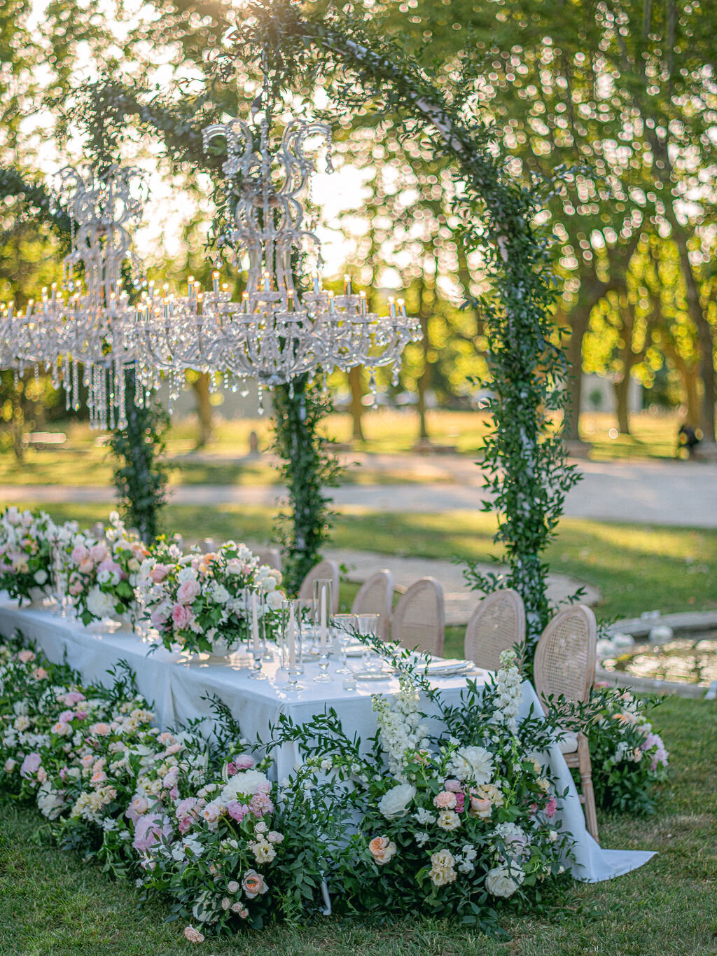 floral-decoration-outdoor-table2