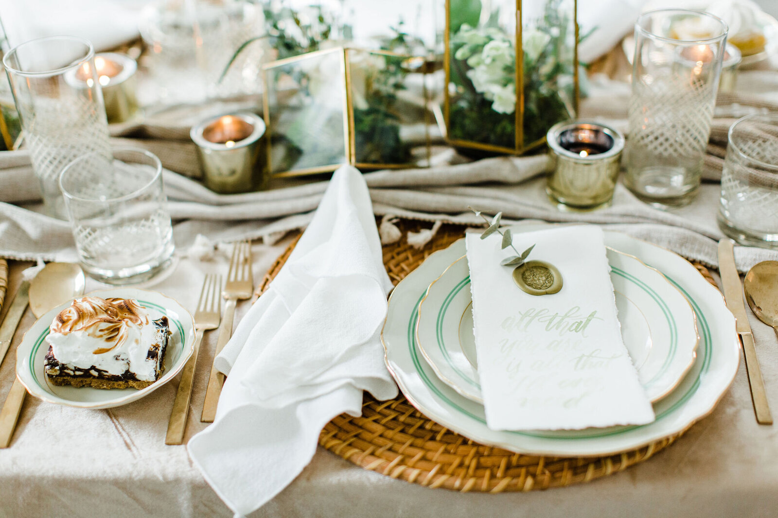 chciago wedding photography, table decor, table design for evet