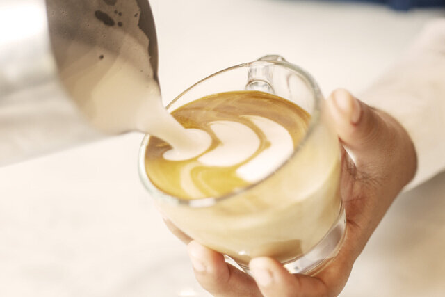 UNICO_Cafe Inez Coffee Closeup