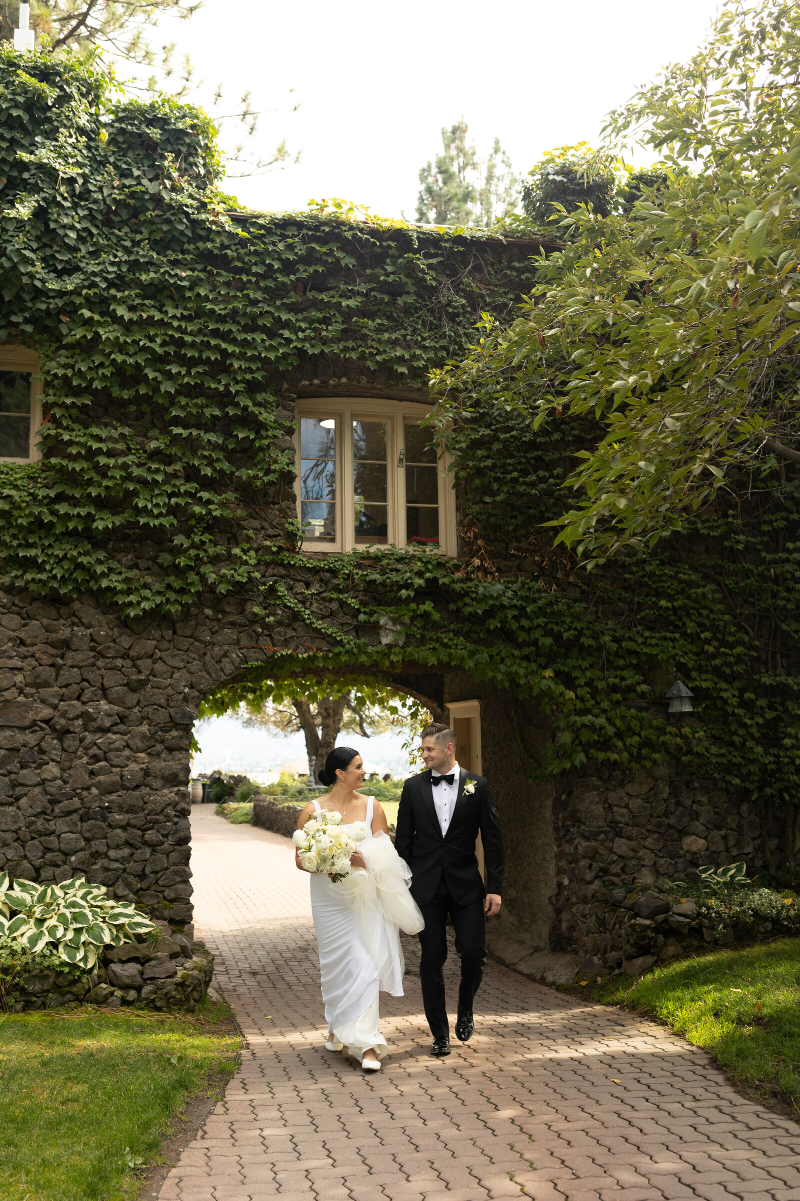 arbor crest winery wedding portraits-5