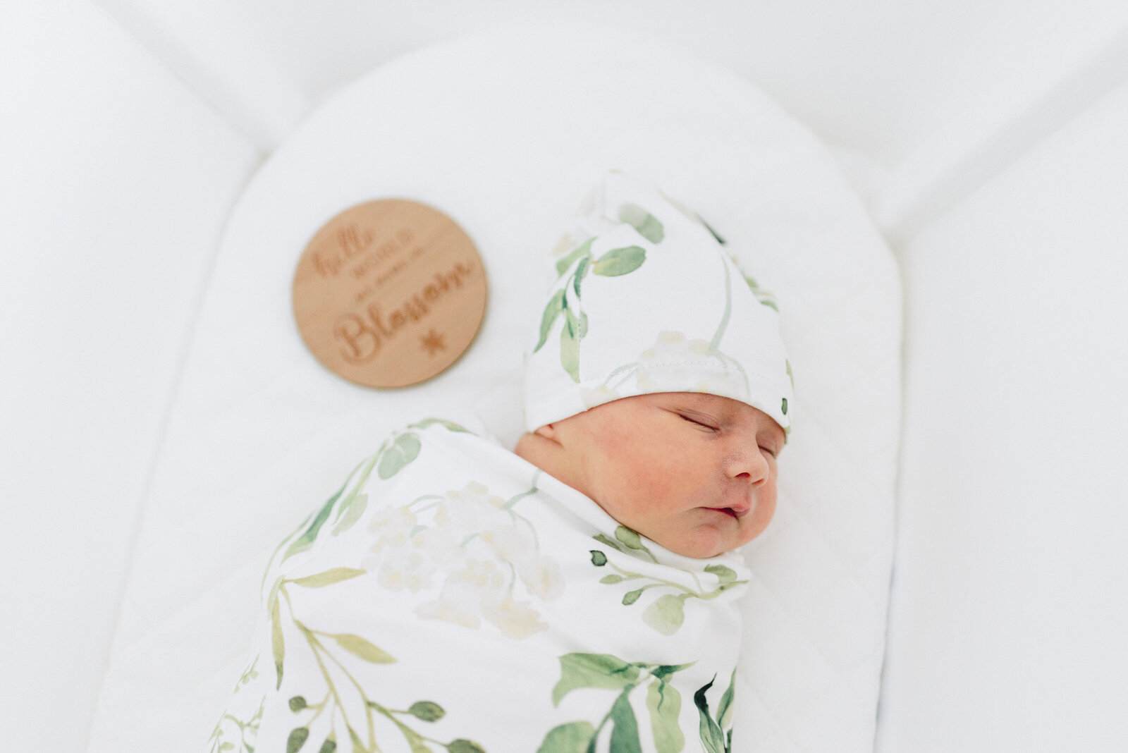 Newborn lifestyle family portrait photo shoot Plymouth Liberty Pearl Photography2
