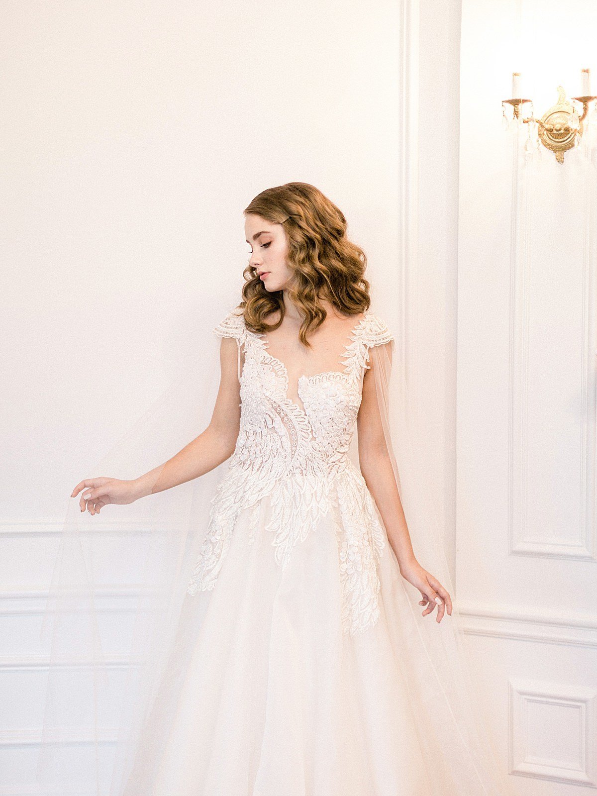 Odette-Swan-Angel-Wedding-Dress-JoanneFlemingDesign-JustinaBilodeauPhoto (50)_WEB