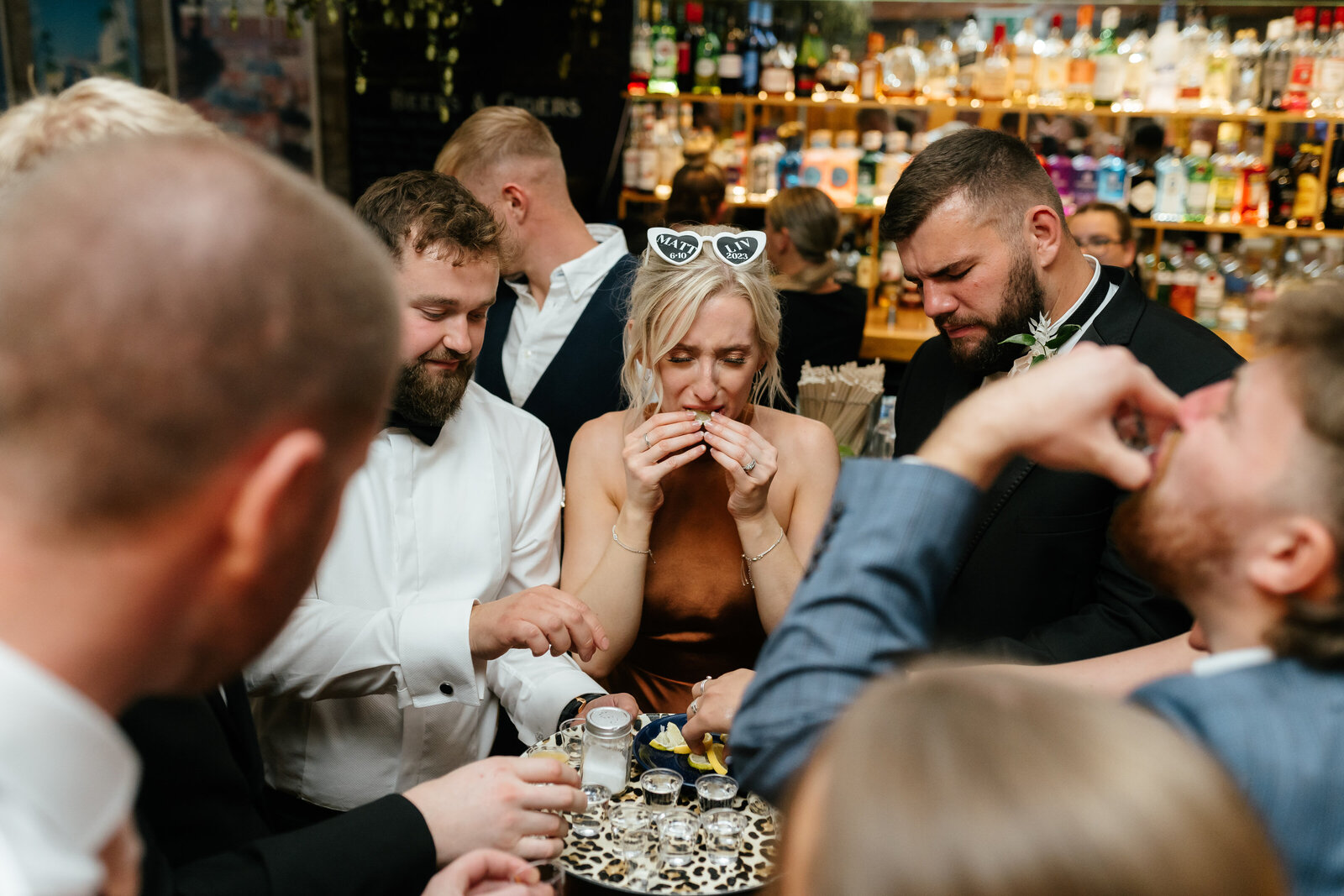 Funny-Wedding-Guests-Doing-Shots