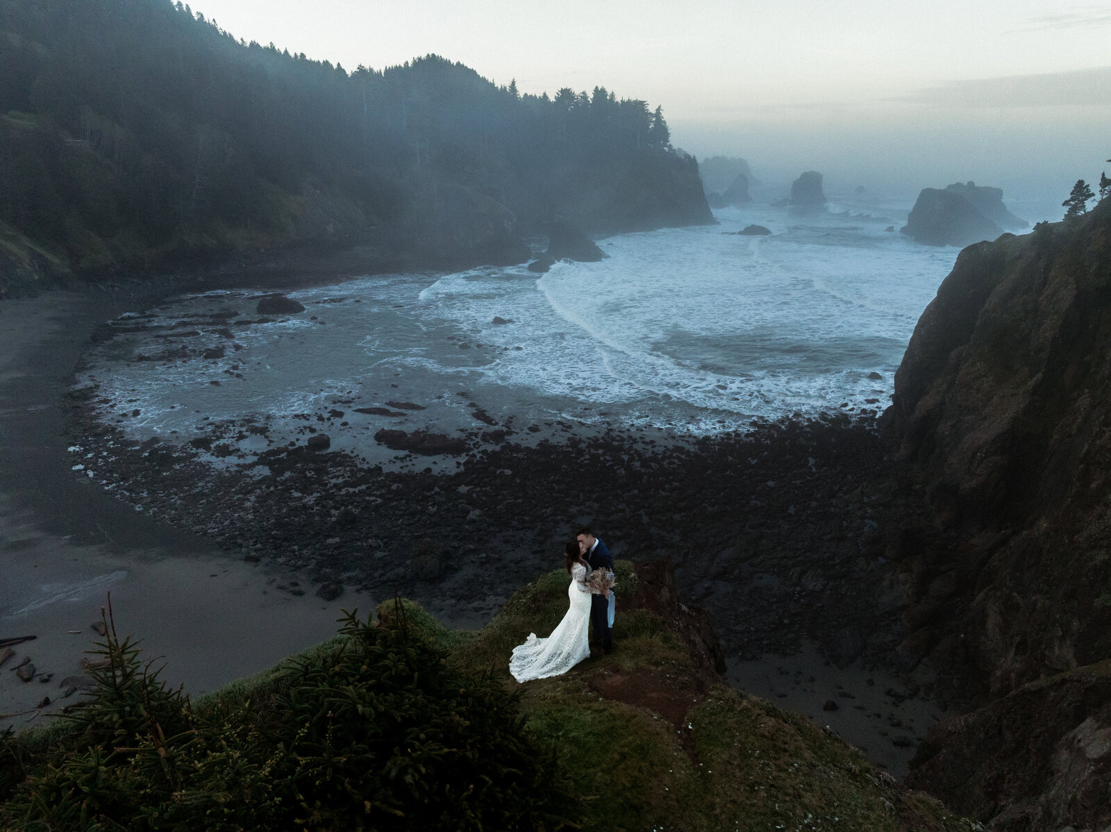 Oregon Coast Elopement Photography by Kollar – Arizona’s Premier Elopement Photographer