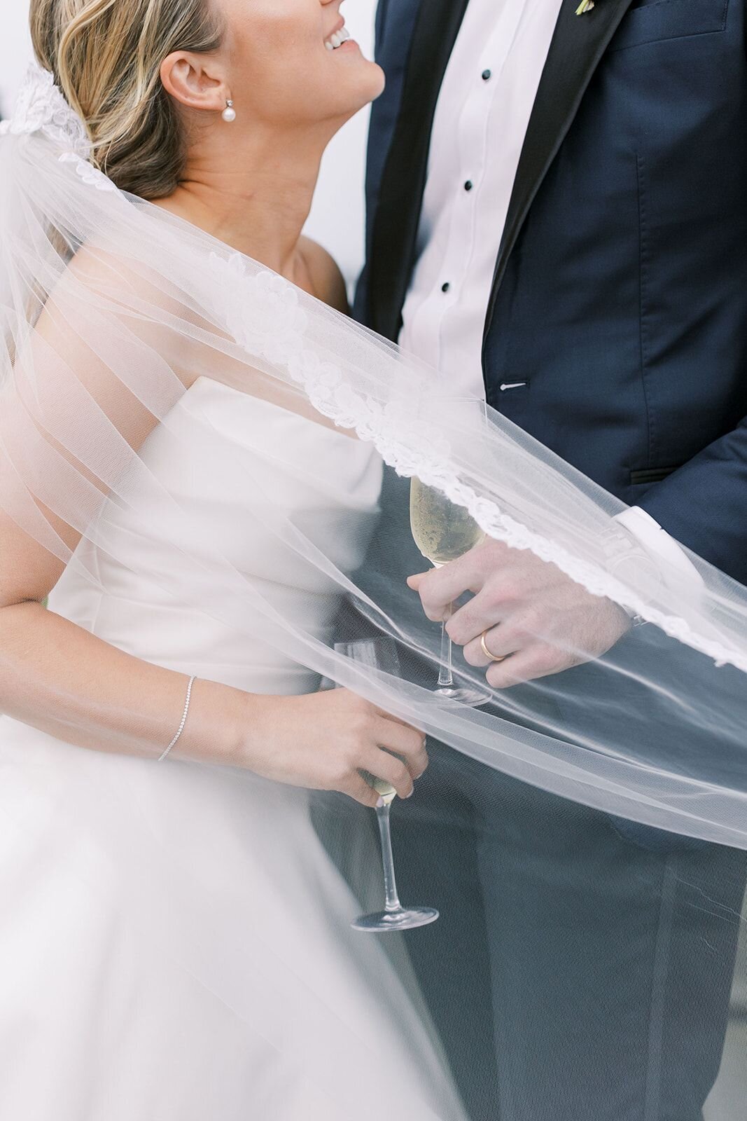 leila-james-events-newport-rhode-island-luxury-wedding-planner-castle-hill-inn-venue-emily-march-payne-wedding-photographer-VaughanWedding_0746 copy 2
