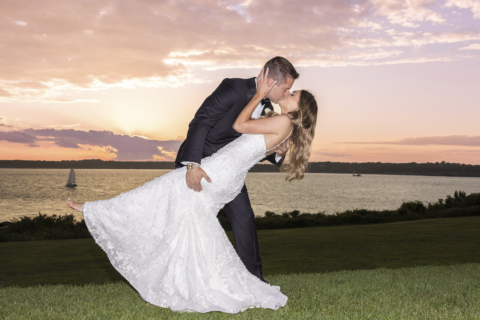 Angela Greenlaw Photography Cape Cod Boston Newport Portsmouth Wedding Photographer-545