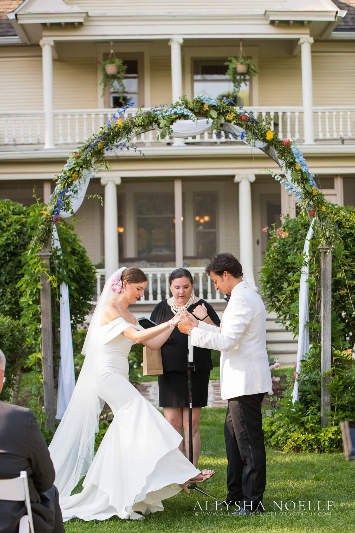 Wedding-at-Halverson-House-0887