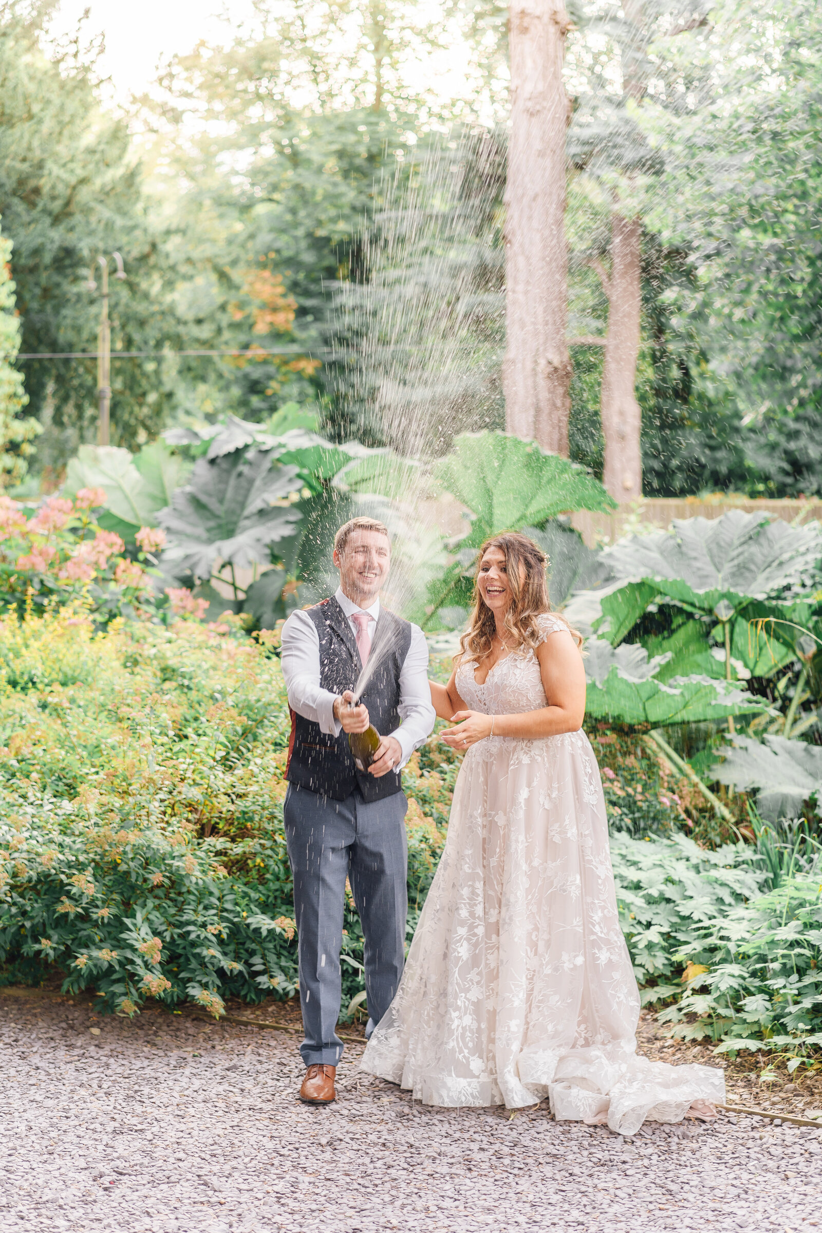 tyn dwr hall wedding photographer