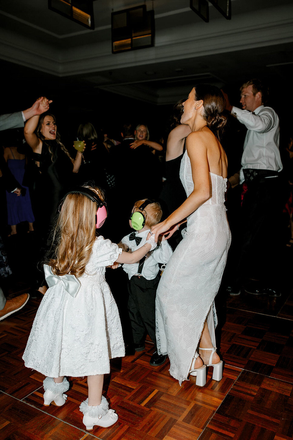 Lake-Geneva-Wisconsin-Wedding-Photographer-1205