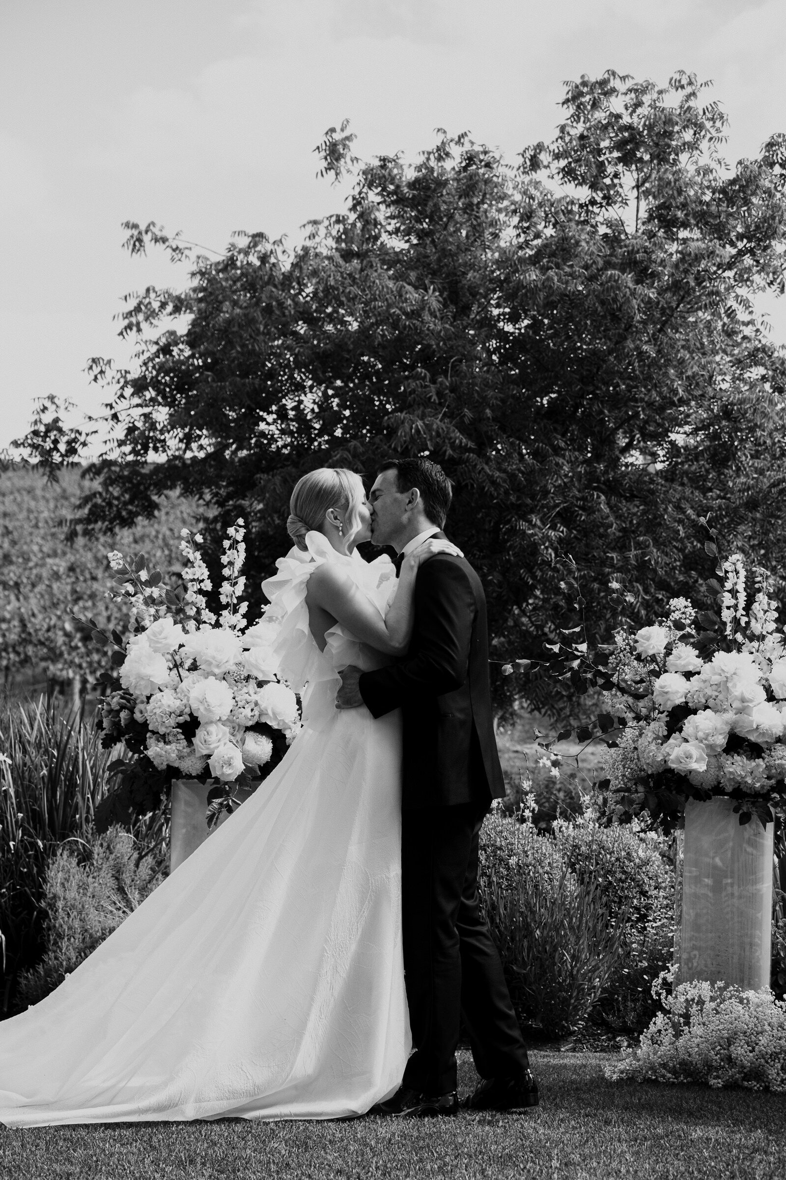 luxury-golding-wines-wedding-photographer-15