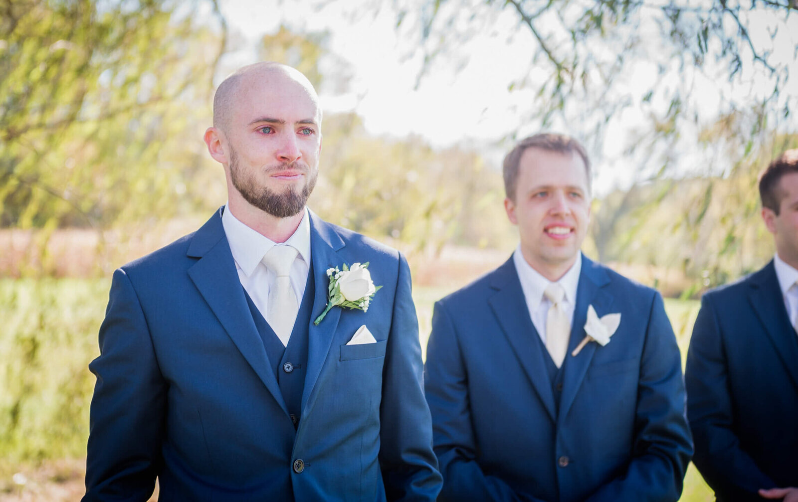 ostertag-vistas-wedding-pictures-leesburg-va-frederick-maryland-wedding-photographer-mary-sarah-photography