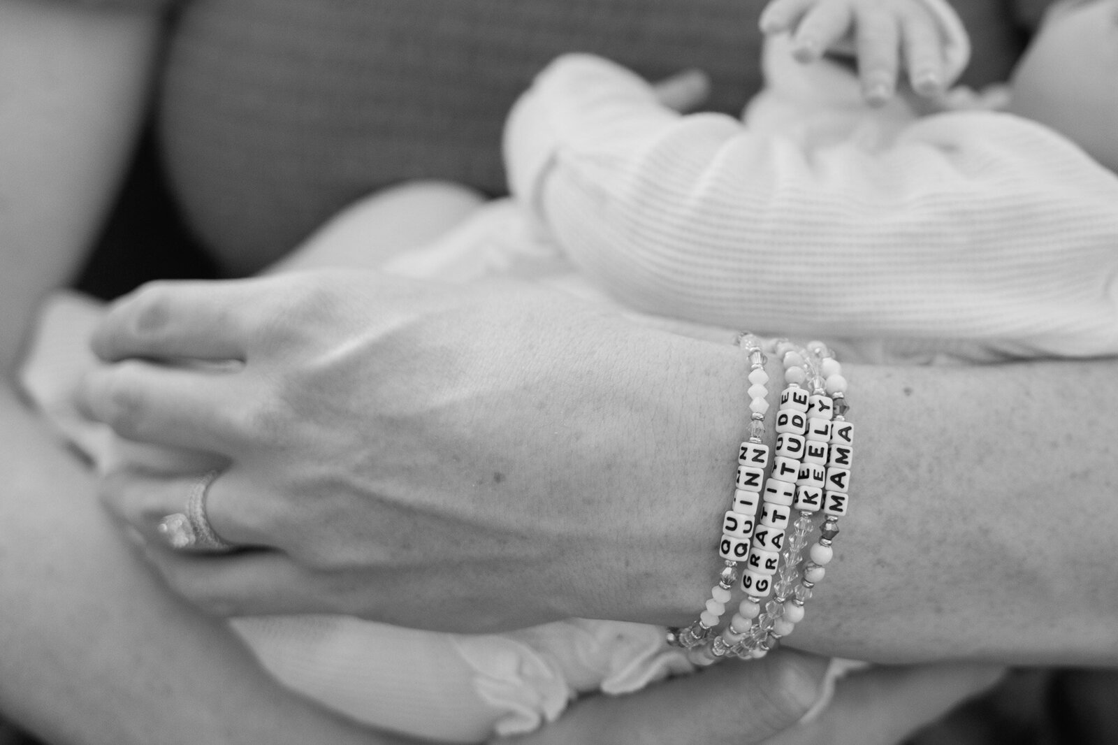 in-home-newborn-family-photography-dogs-nc-sc (7)