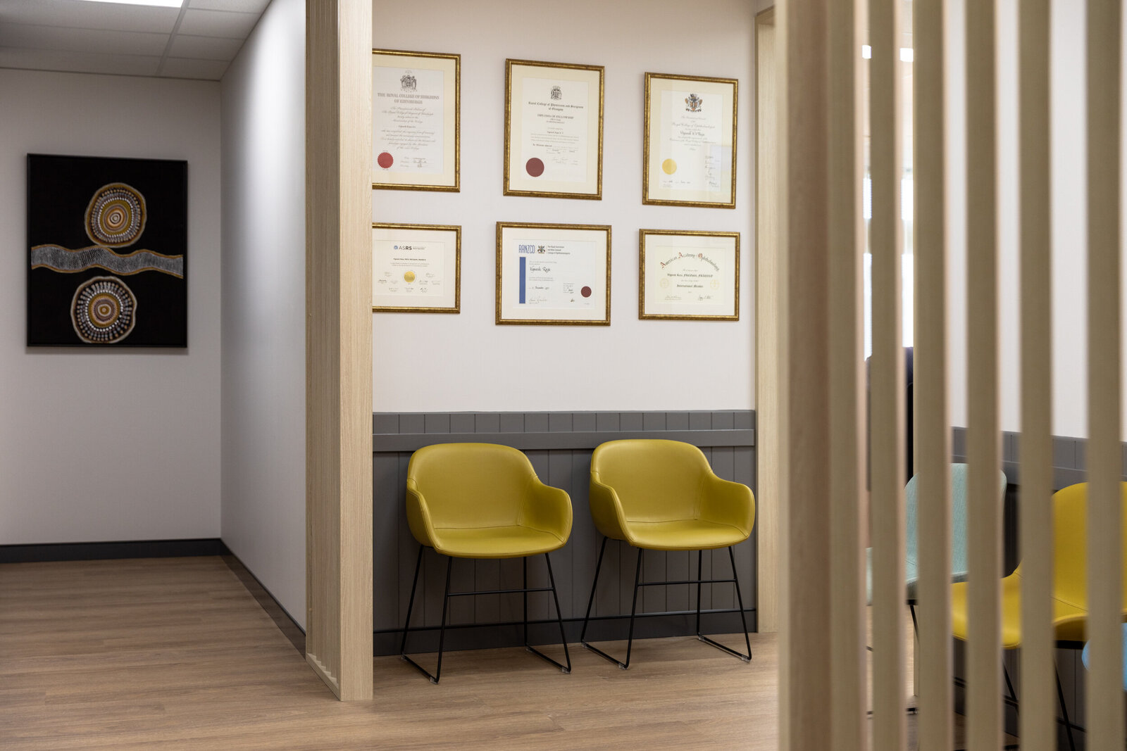 joondalup eye clinic second waiting room