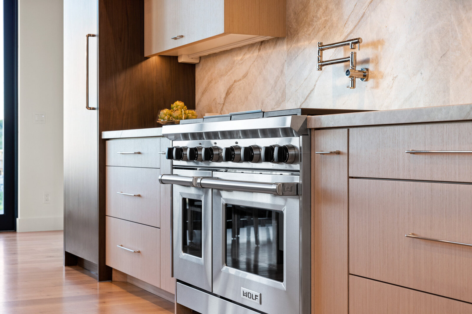 Chalet-and-Co-Park-City-Interior-Designer-kitchen-stove-marble-backsplash