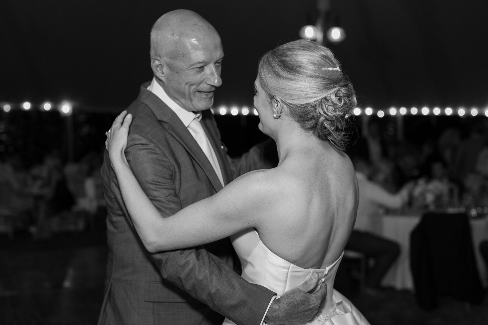 tented_south_dartmouth_wedding_00114
