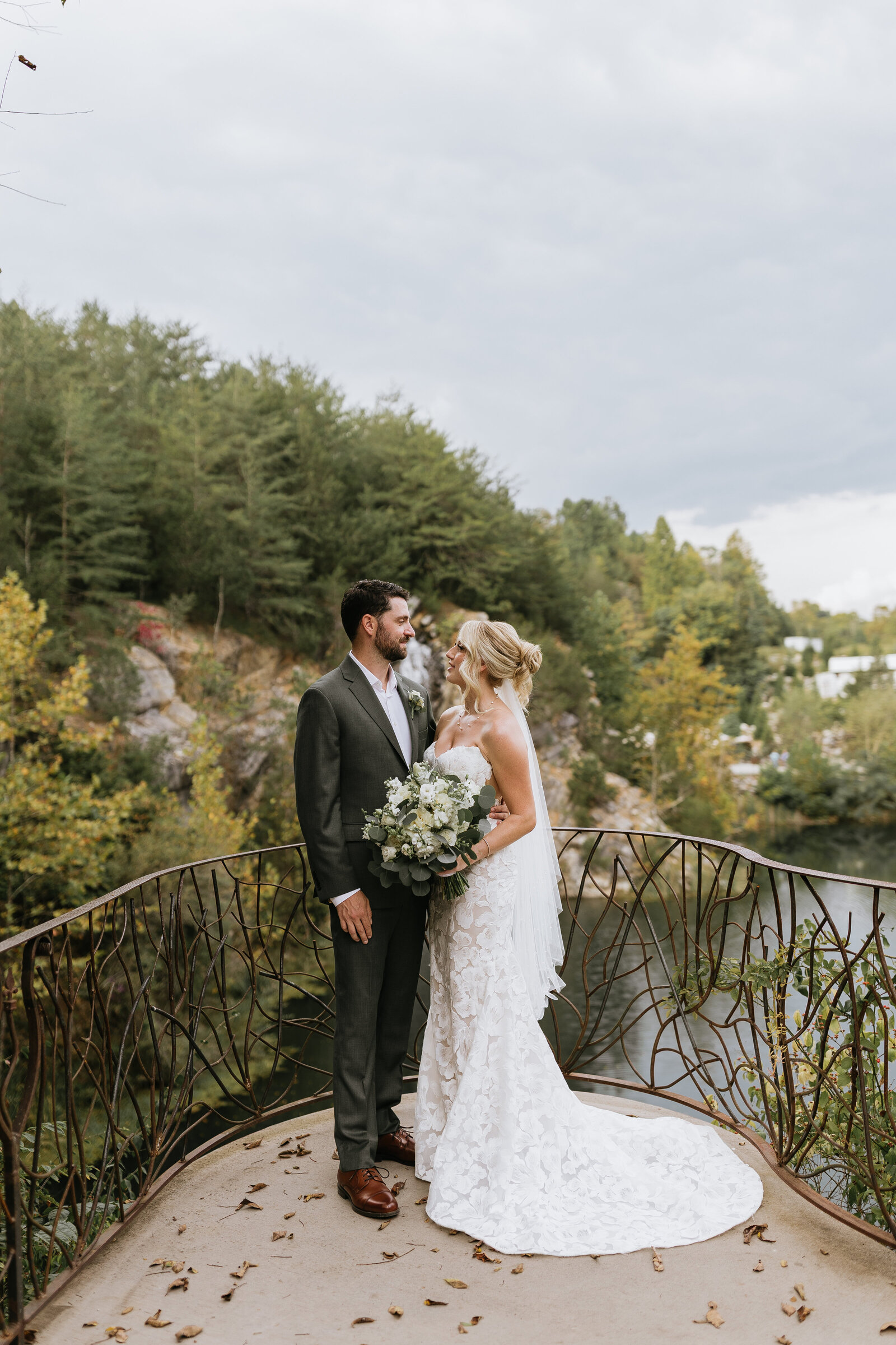 East-Tennessee-Wedding-Photographer-Videographer-Radiant-Mountain-Media-459