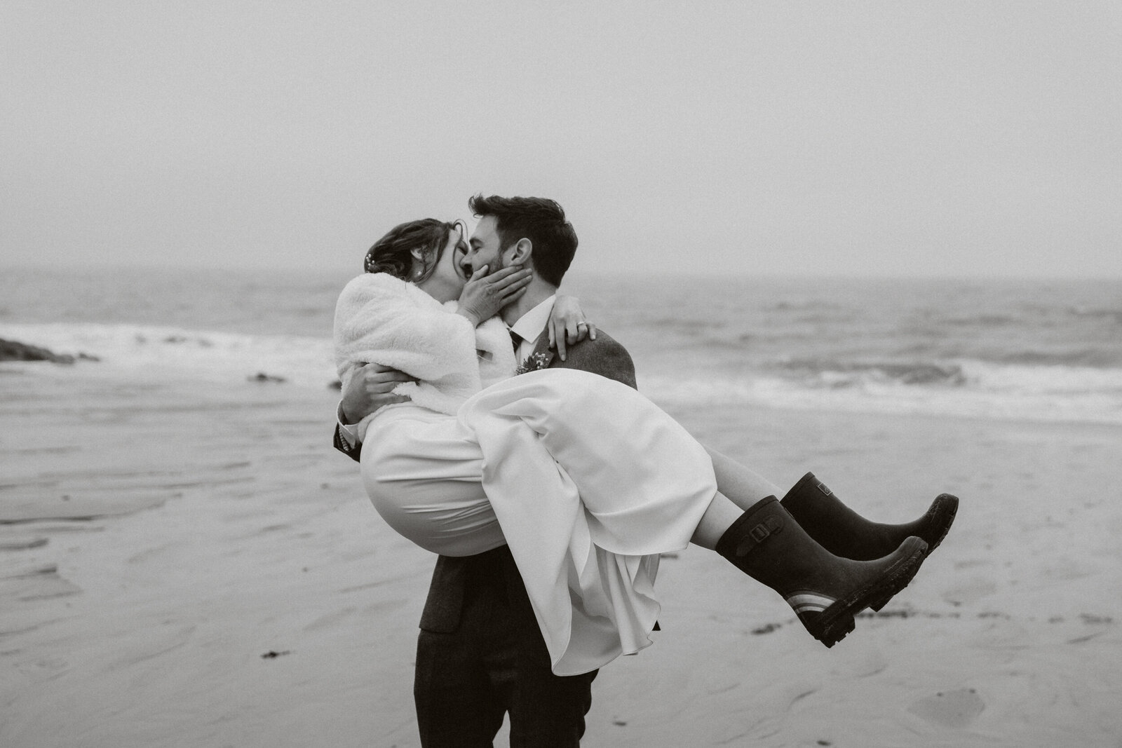 beach wedding rain-27