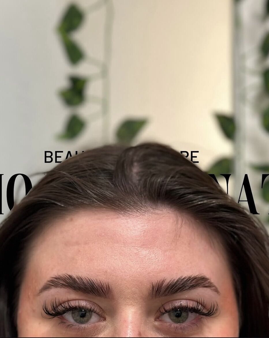 Natural Lash Extensions