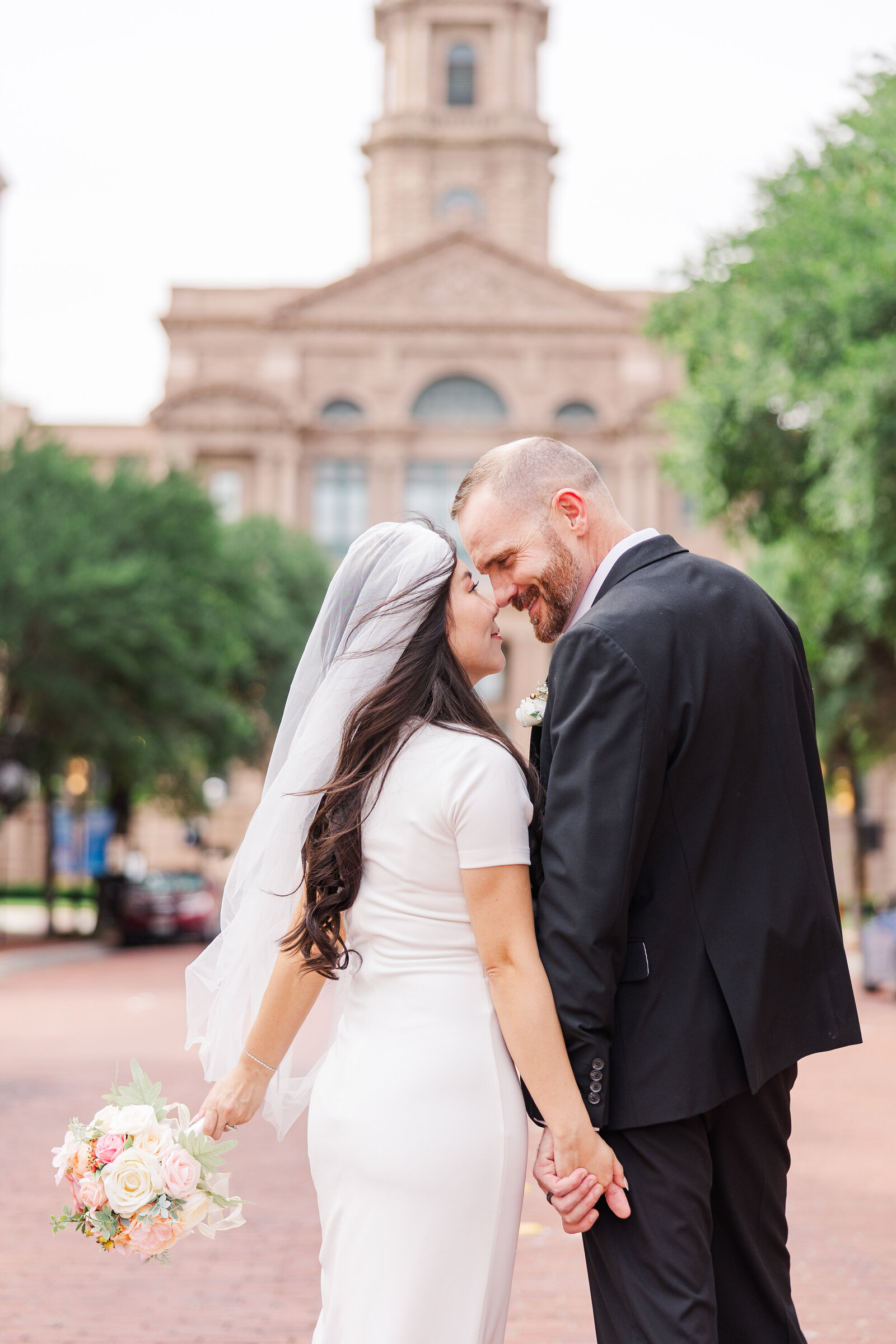 Courthouse-wedding-ceremony