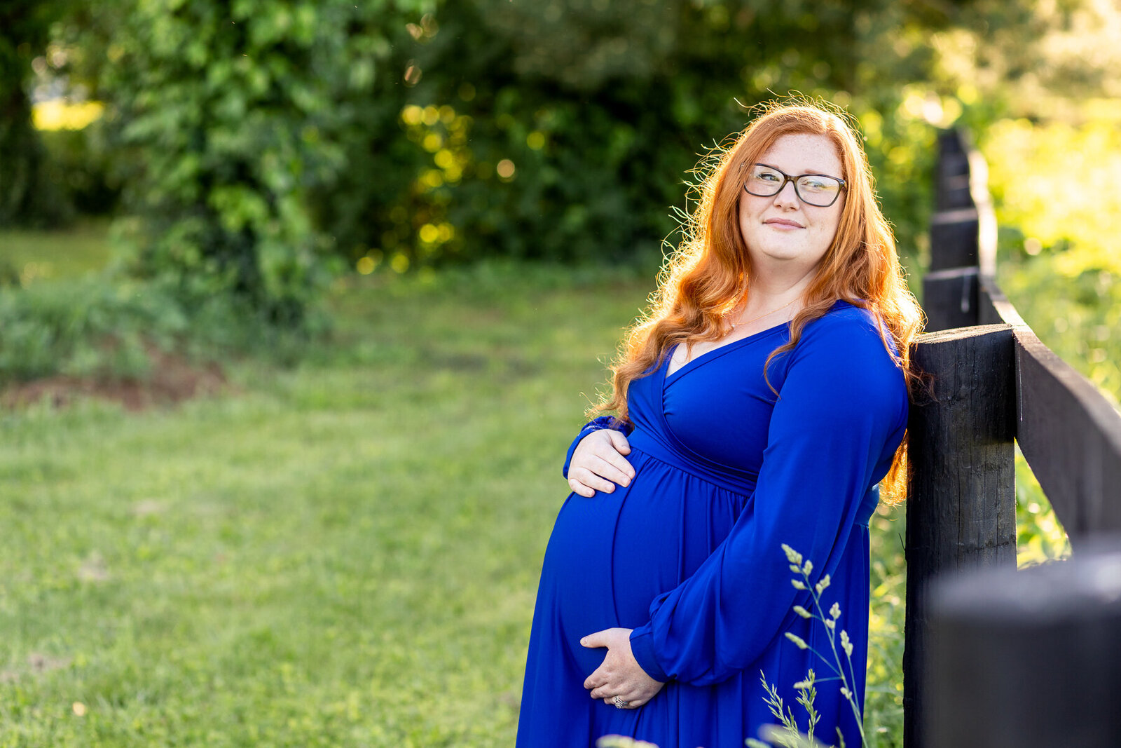 golden-hour-outdoor-maternity-photography-session-Lexington-KY-photographer-5