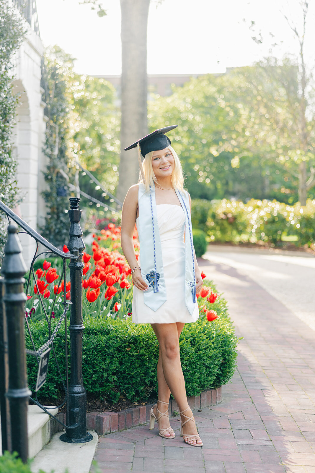 The University of Alabama Grad Session _ Lauren Elliott Photography _ Riley Hove-60_websize