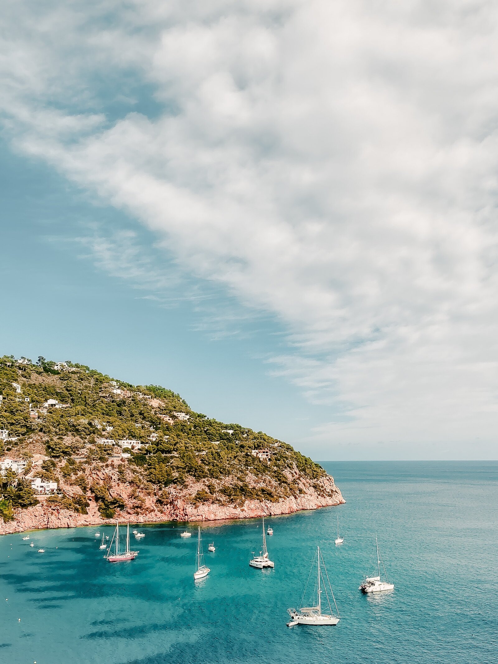 slow-ibiza-zImMn5pyLXc-unsplash