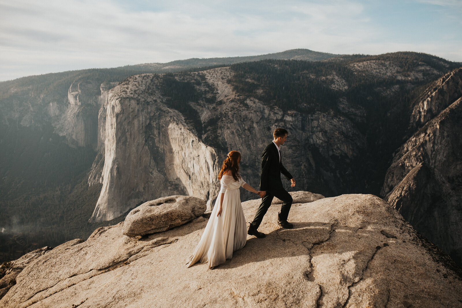 Oregon Elopement Photographer