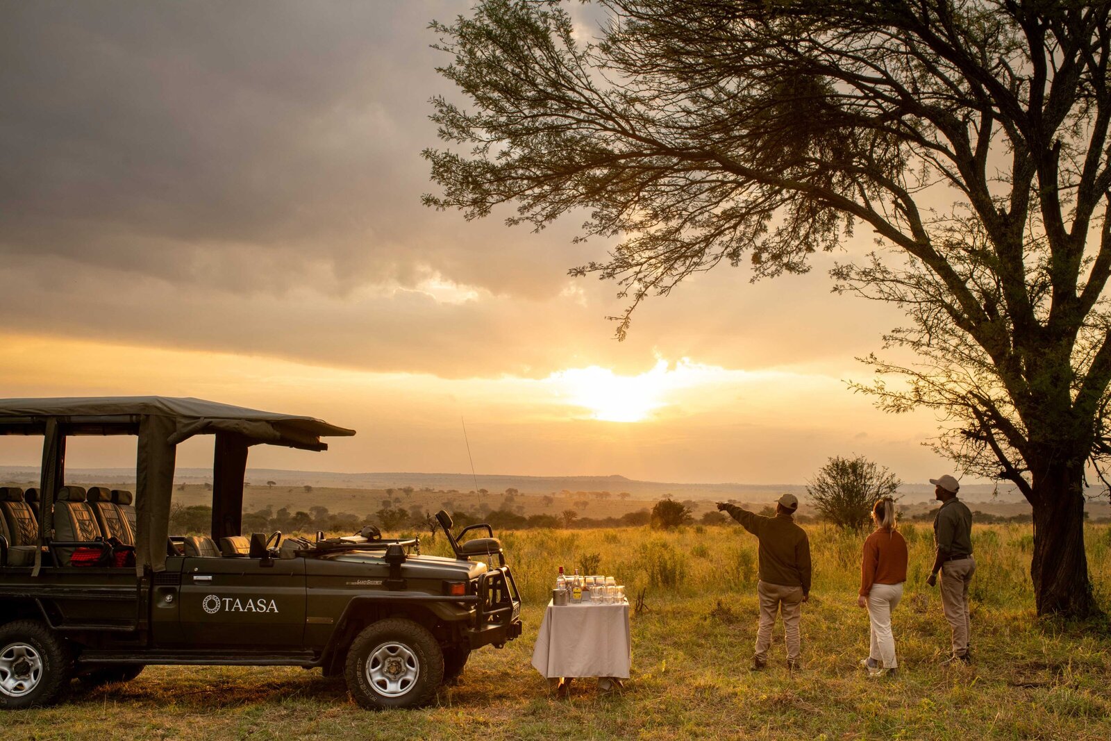 Sundowners Serenegti
