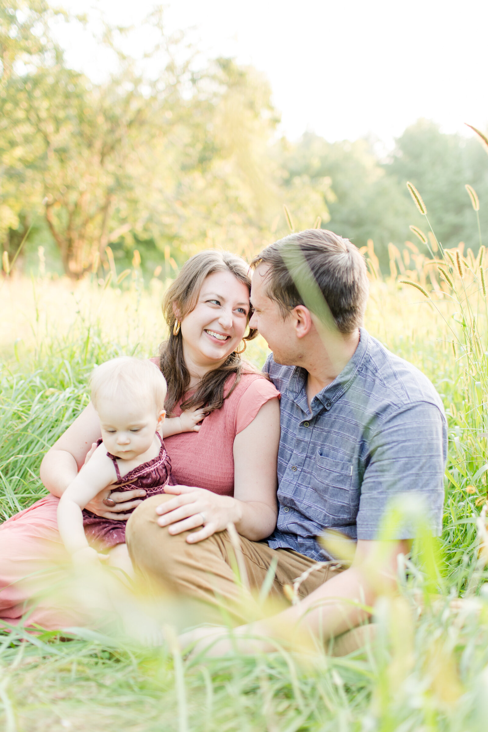 Bright and colorful family photographer based in Metrowest Boston