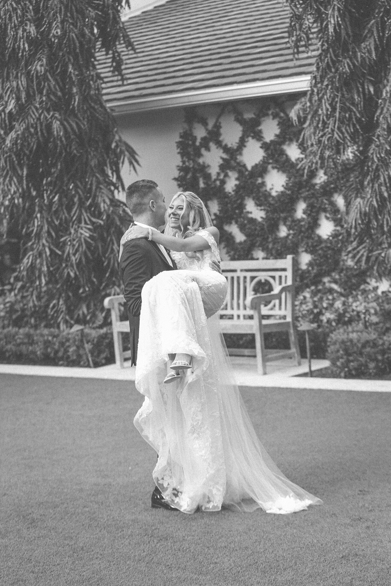 bride-groom-pelican-club-wedding-5