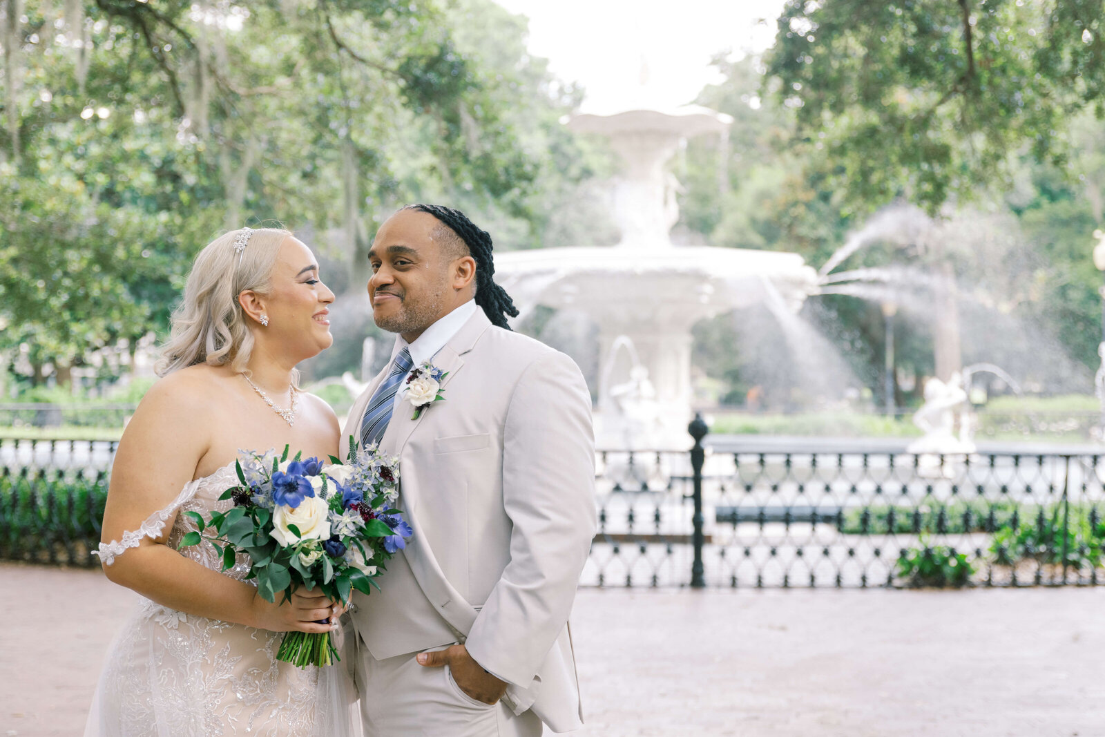 Jaclyn_Armeni_Savannah_Elopement_Forsyth_Park_Monterey_Square01