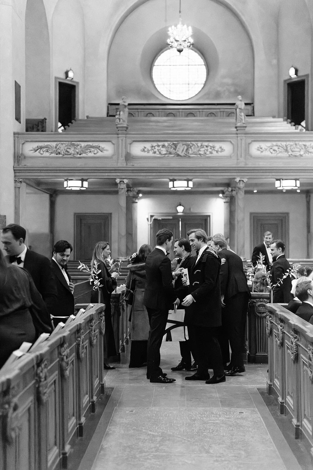 Destination Wedding Photographer Stockholm Anna Lundgren Winter City Wedding at Diplomat, Hedvig Eleonora Church, Dramaten and Teatergrillen Stockholm Sweden_015