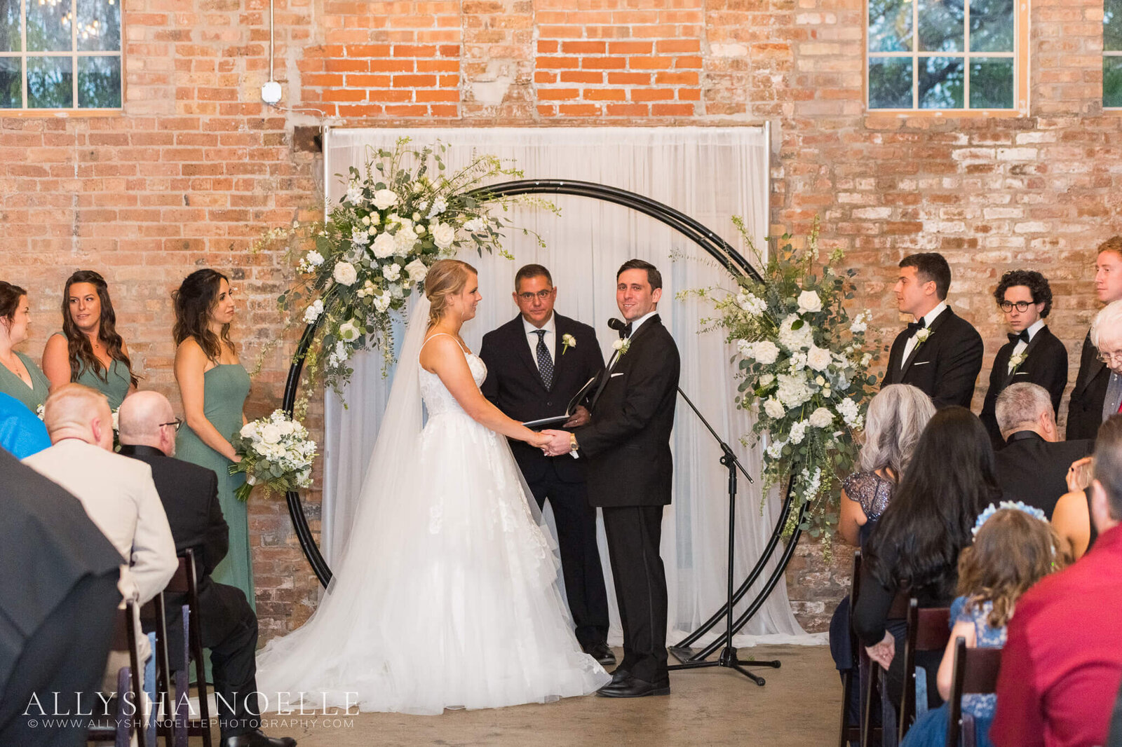 Wedding-at-The-Factory-on-Barclay-in-Milwaukee-0787
