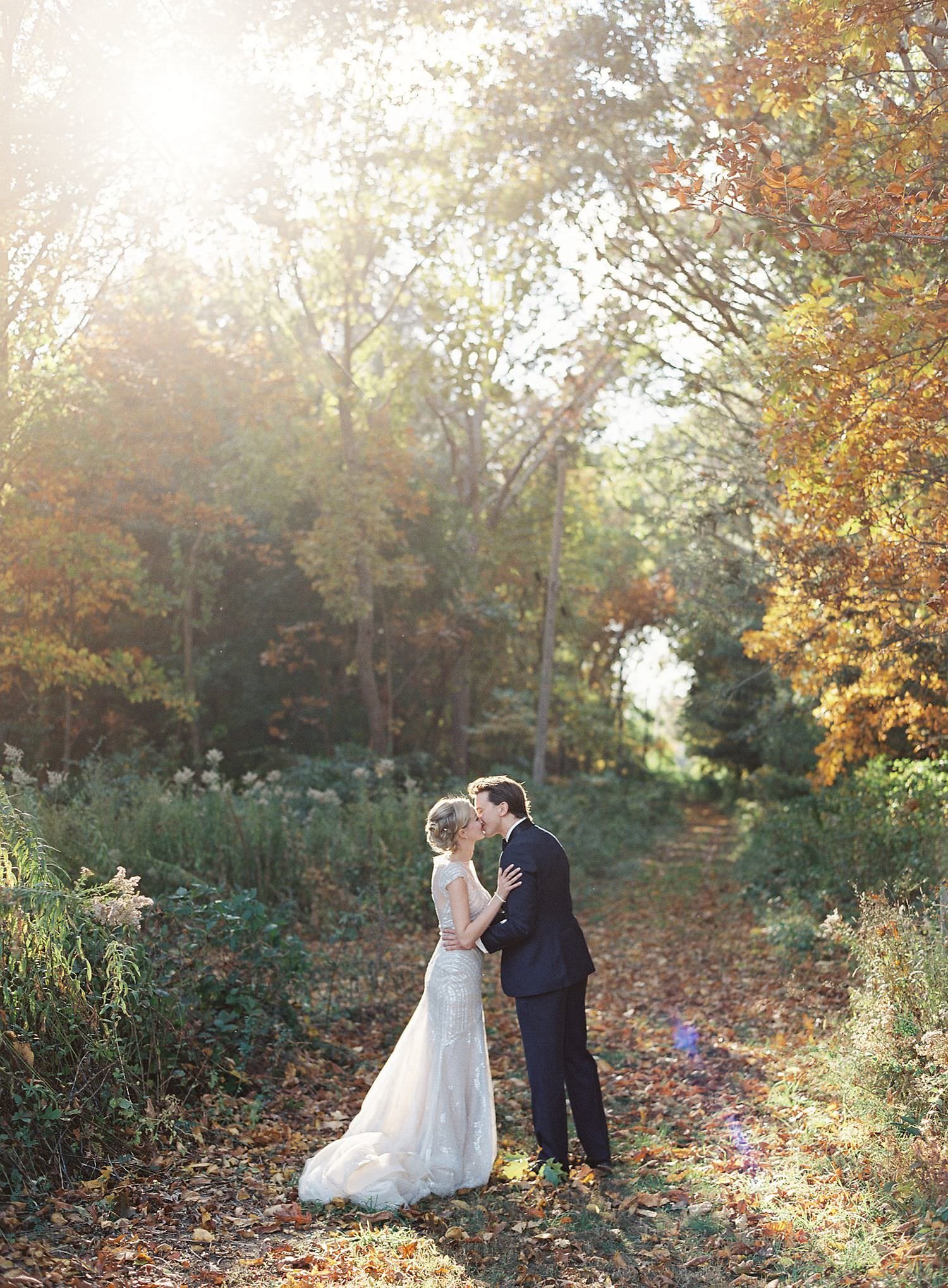 romantic_fall_saybrook_point_inn_and_spa_wedding_0283